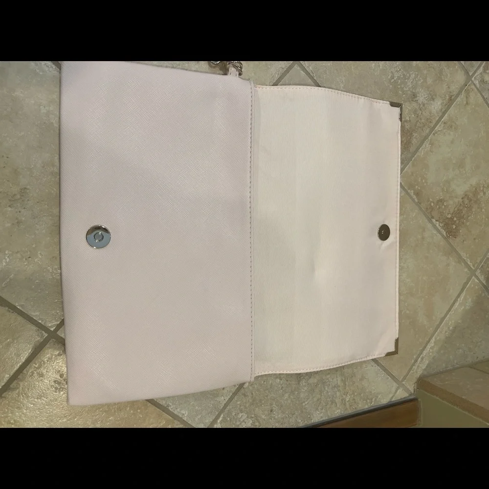 WHBM Blush Pink Large Clutch/Wristlet - Picture 3 of 5